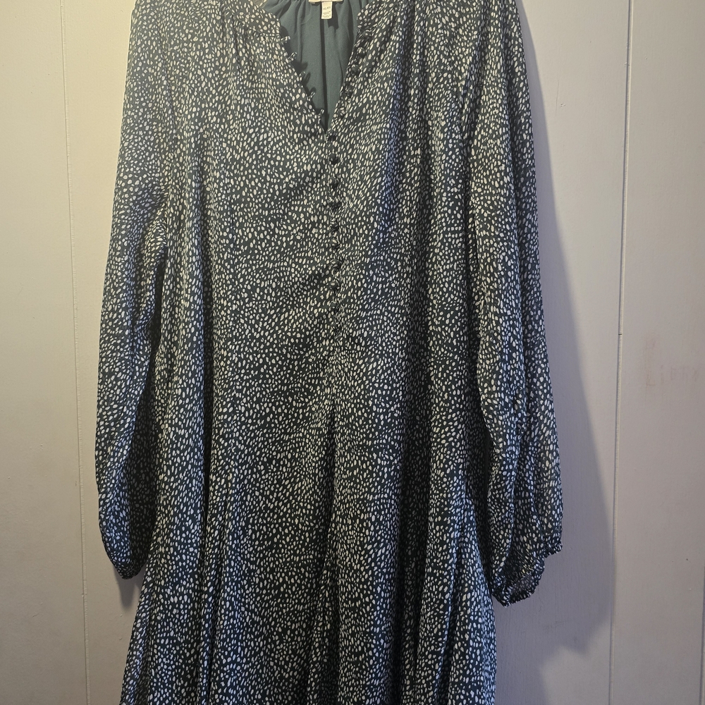 Joie Green and White Long Sleeve Dress